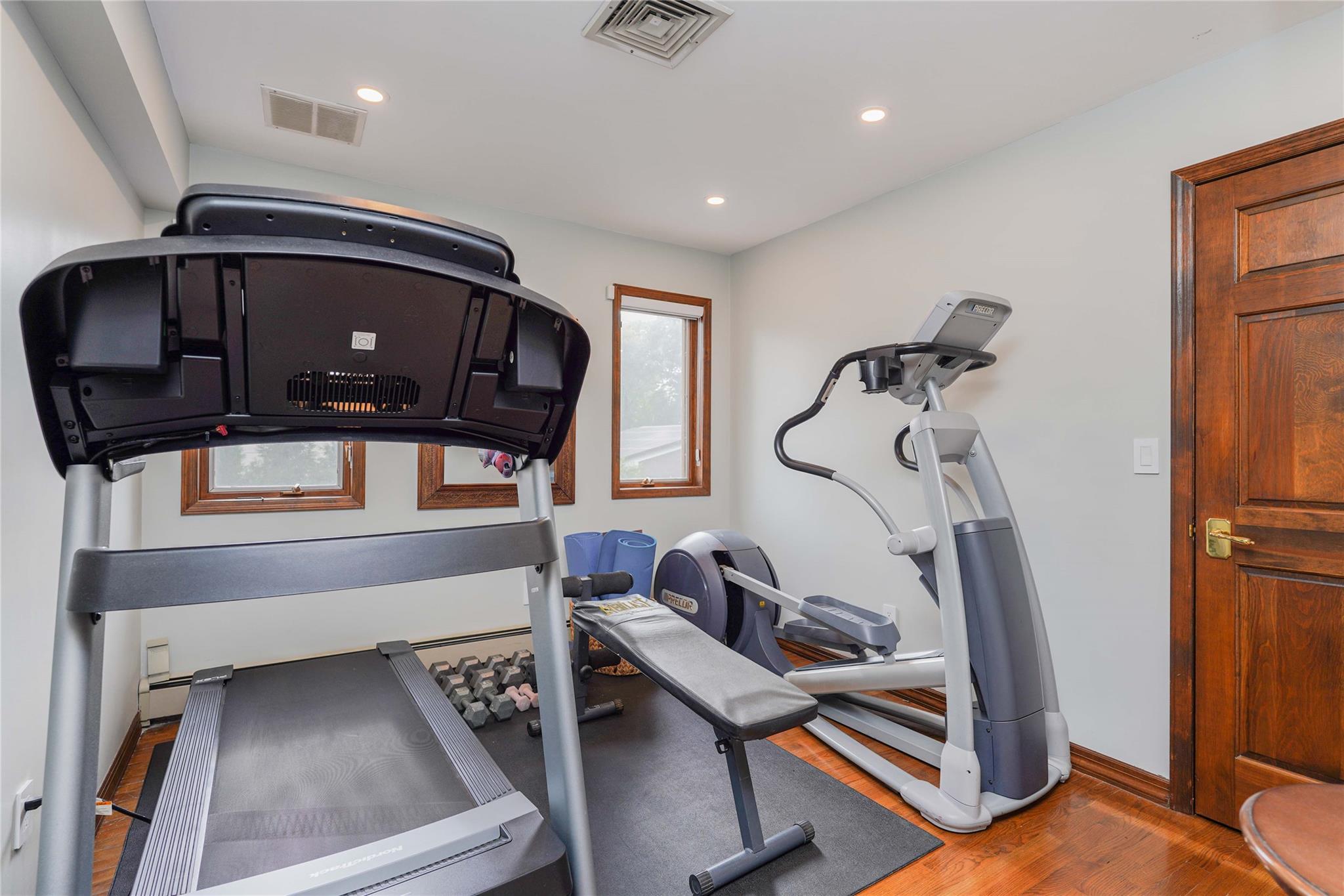42 Elmhurst Avenue, Staten Island, New York image 4