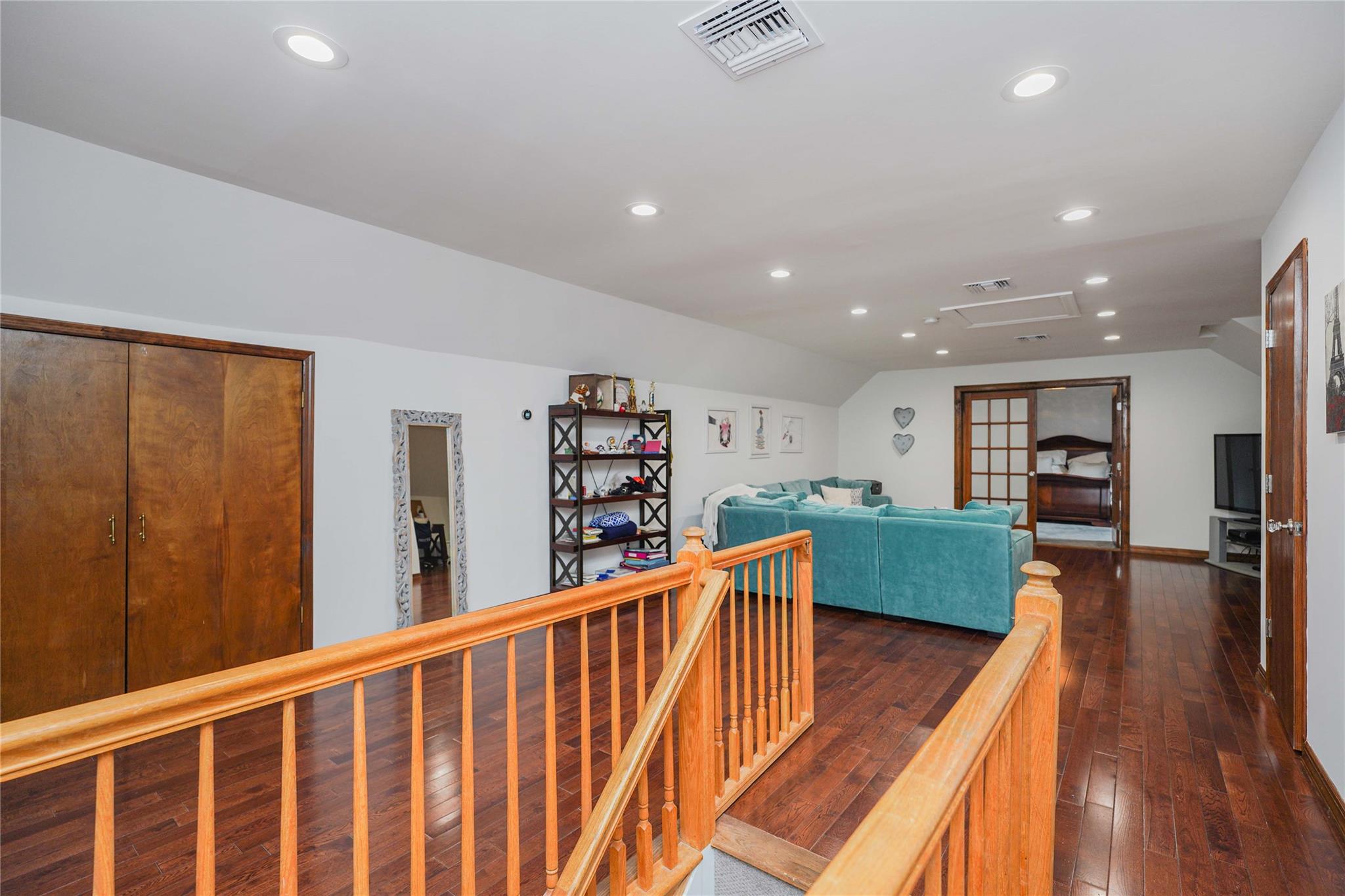 42 Elmhurst Avenue, Staten Island, New York image 10