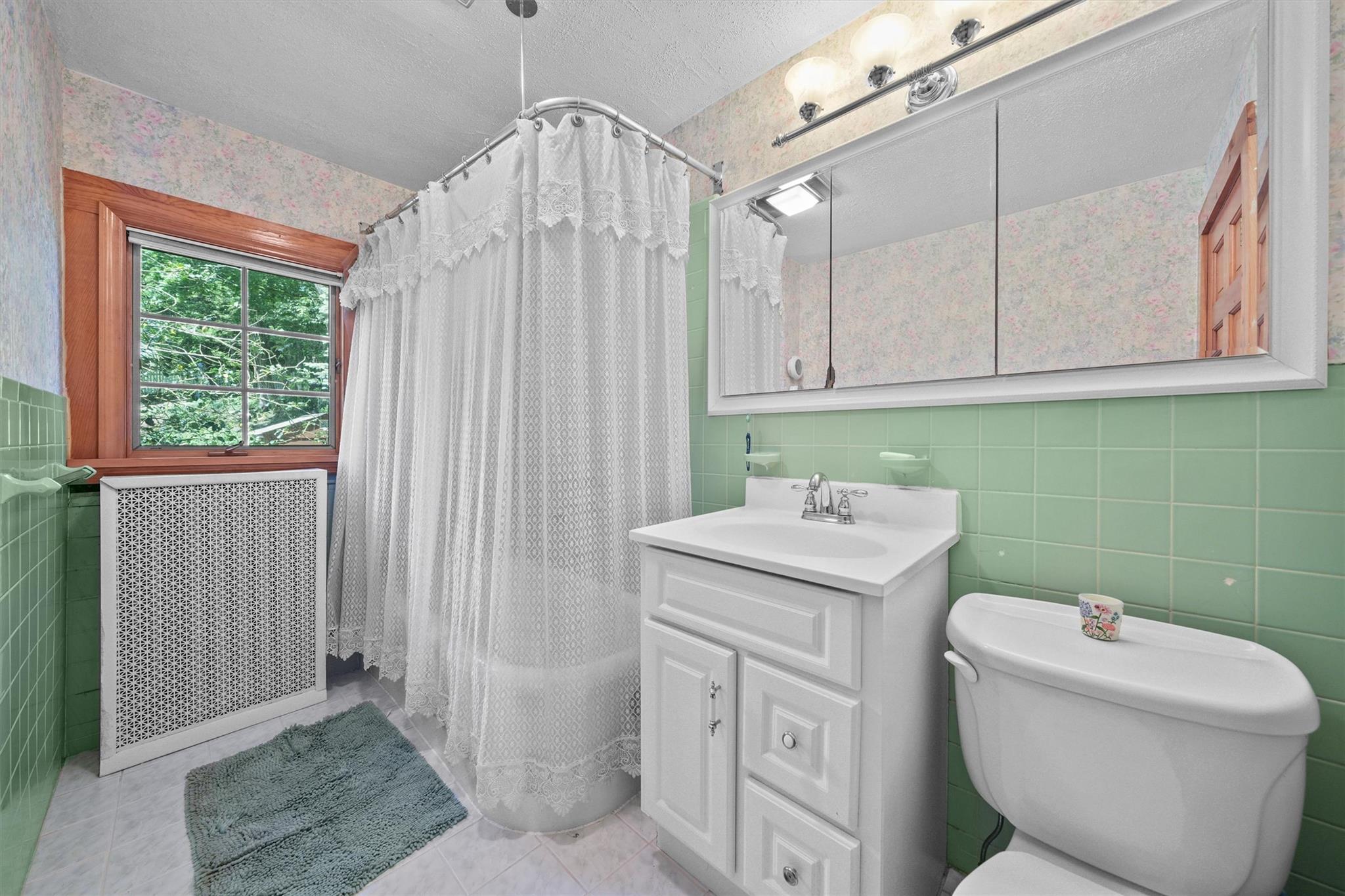 152 Locust Road, Pleasantville, New York image 21