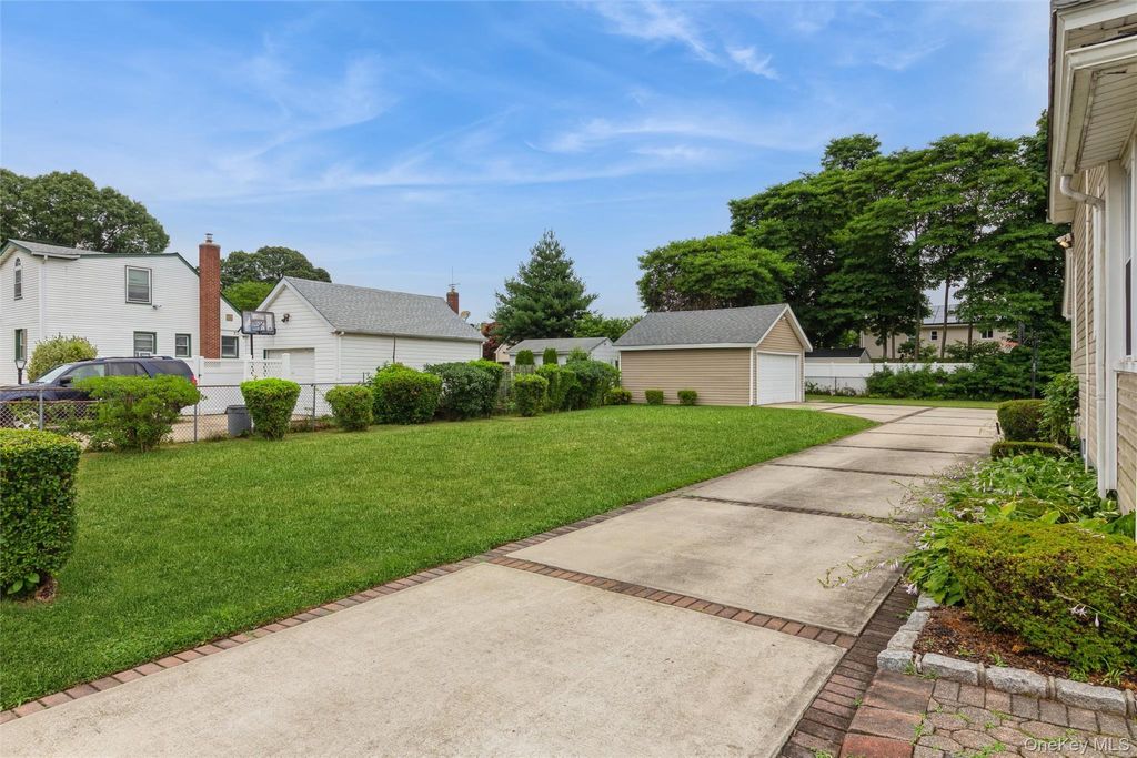 Photo of 469 Chester Street, Uniondale, NY 11553 (MLS # 1021337)
