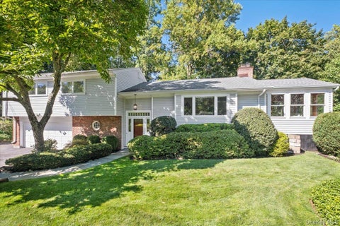 Homes For Sale - 268 Broadfield Road<br/> New Rochelle, NY 10804