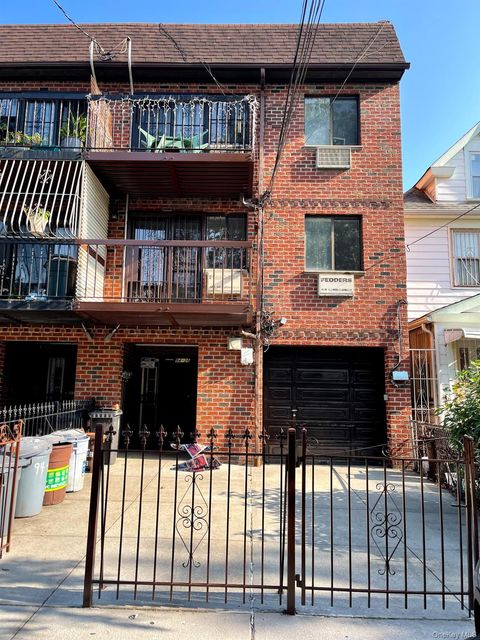 94-28 53 Avenue Elmhurst NY 11373