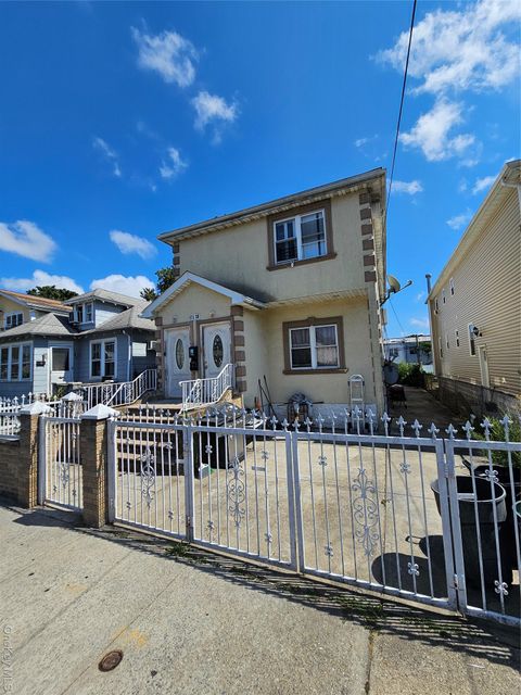 Multifamily For Sale - 171 28 119 Avenue<br/> Queens County, Jamaica, NY 11434