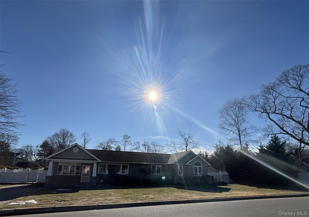 Photo of 142 5th Street, Saint James, NY 11780 (MLS # 951925)