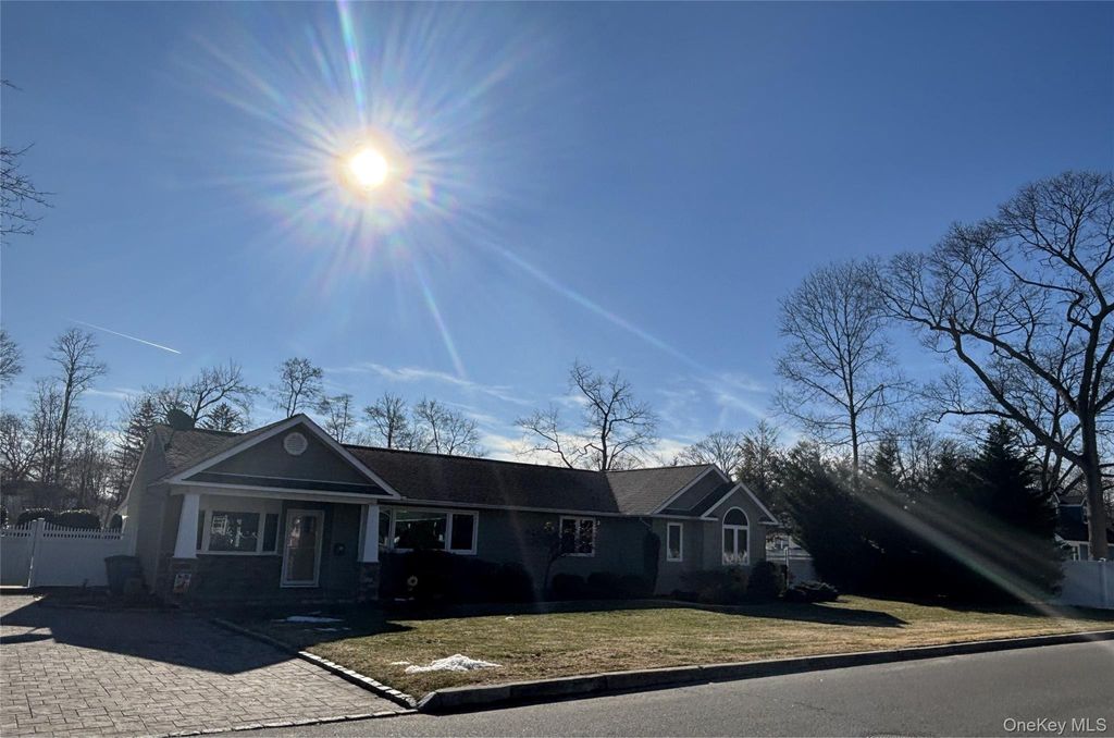 Photo of 142 5th Street, Saint James, NY 11780 (MLS # 951925)