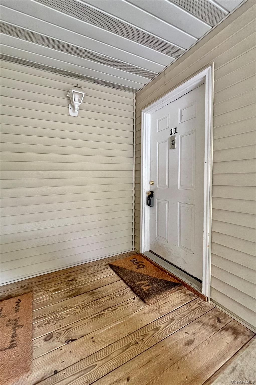 15 Lexington Hill 11