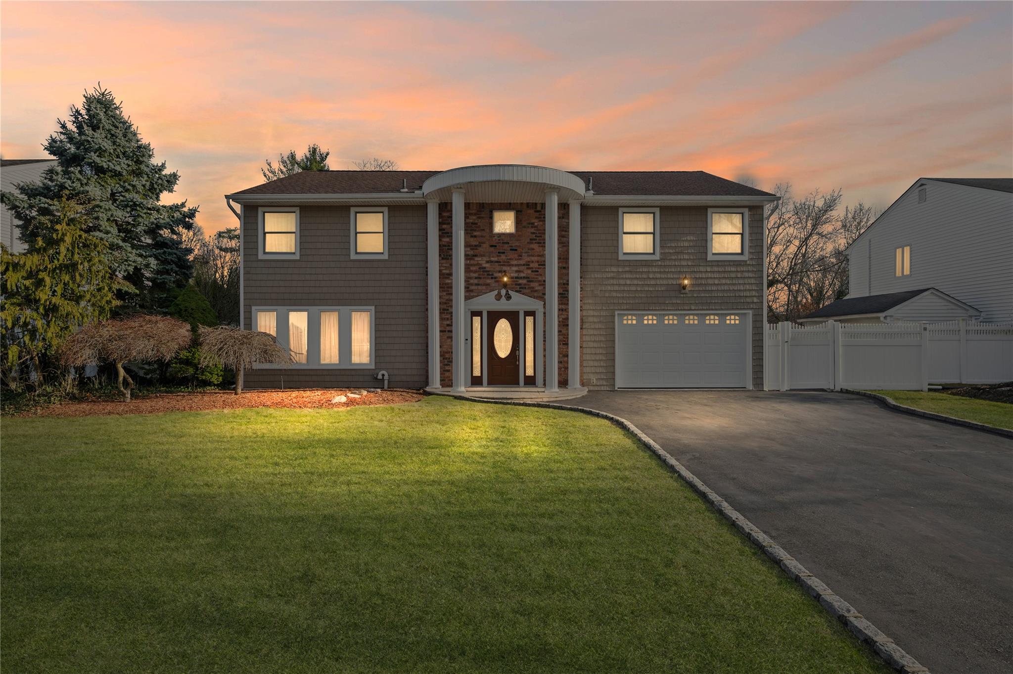 75 Empress Pines Drive, Nesconset, New York image 2