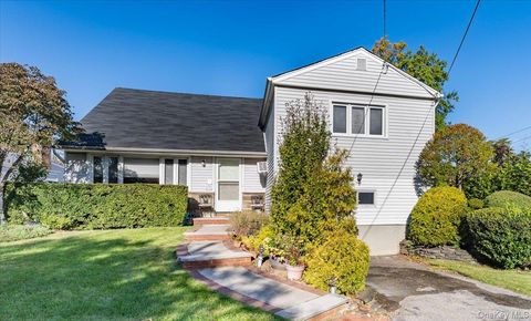 Apartment For Sale - 850 Ibsen Street<br/> Woodmere, NY 11598