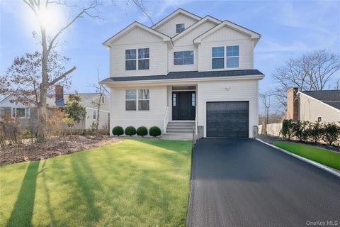 909 Ostrander Avenue Riverhead NY 11901