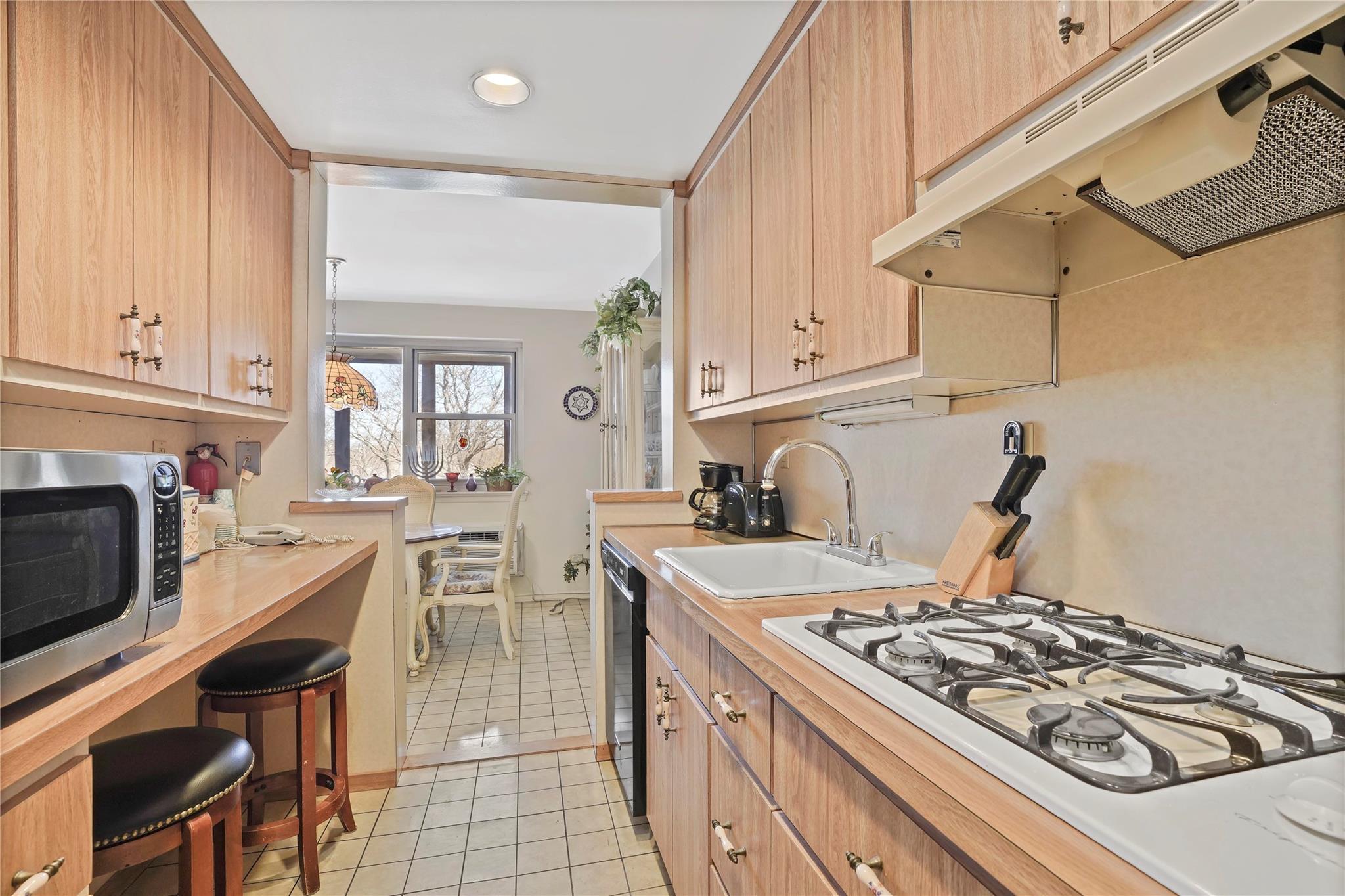 89-35 155th Avenue #3C, Howard Beach, New York image 14