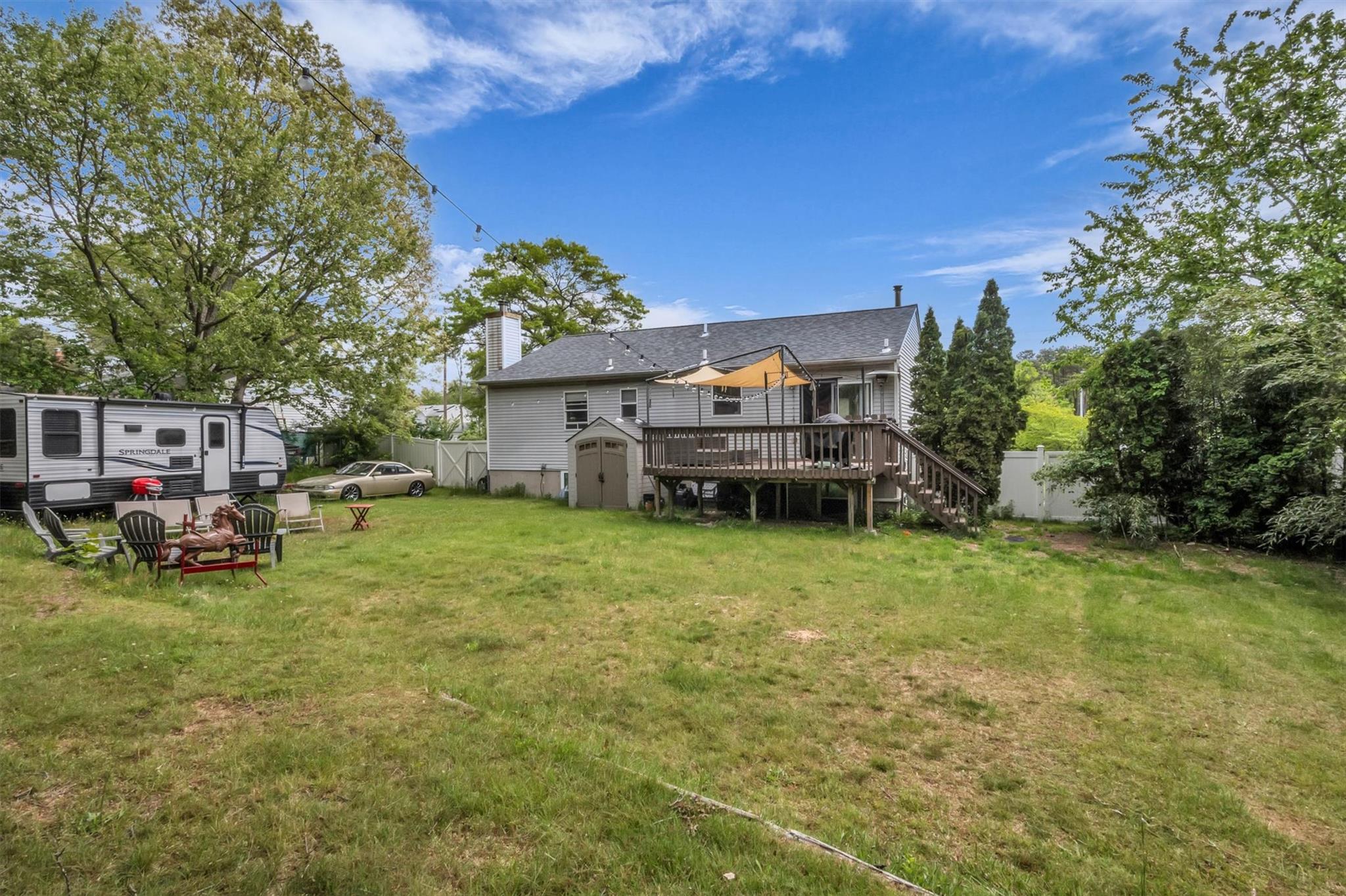 650 N Dunton Avenue, East Patchogue, New York image 32