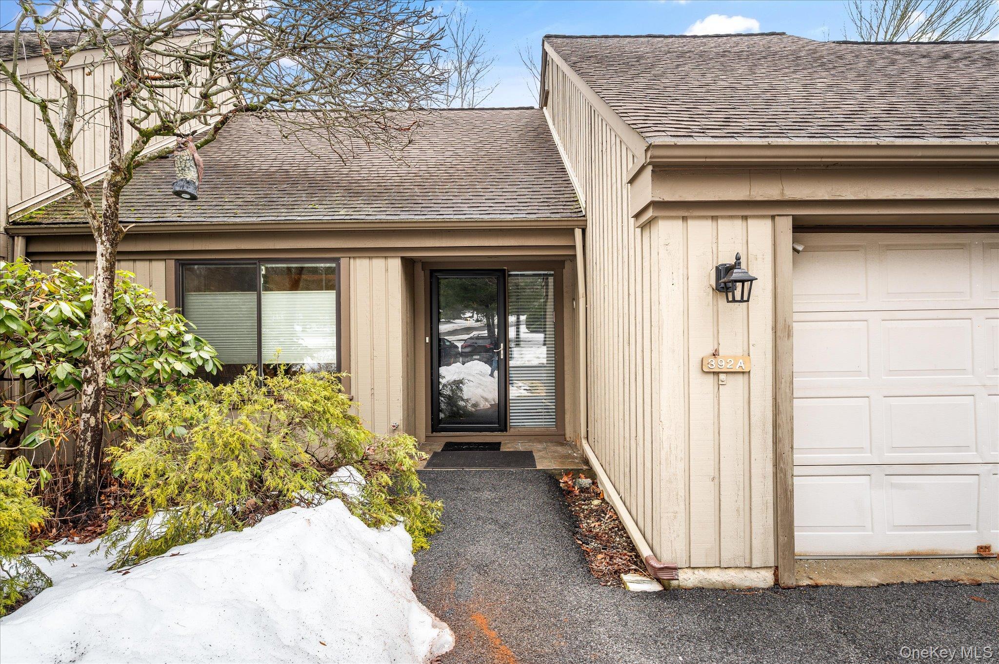 392 Heritage Hills A