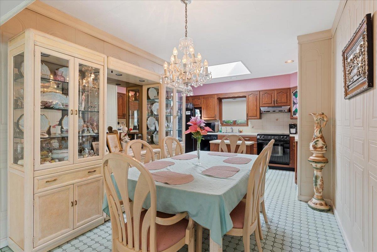 165 N Windhorst Avenue, Oyster Bay, New York image 8