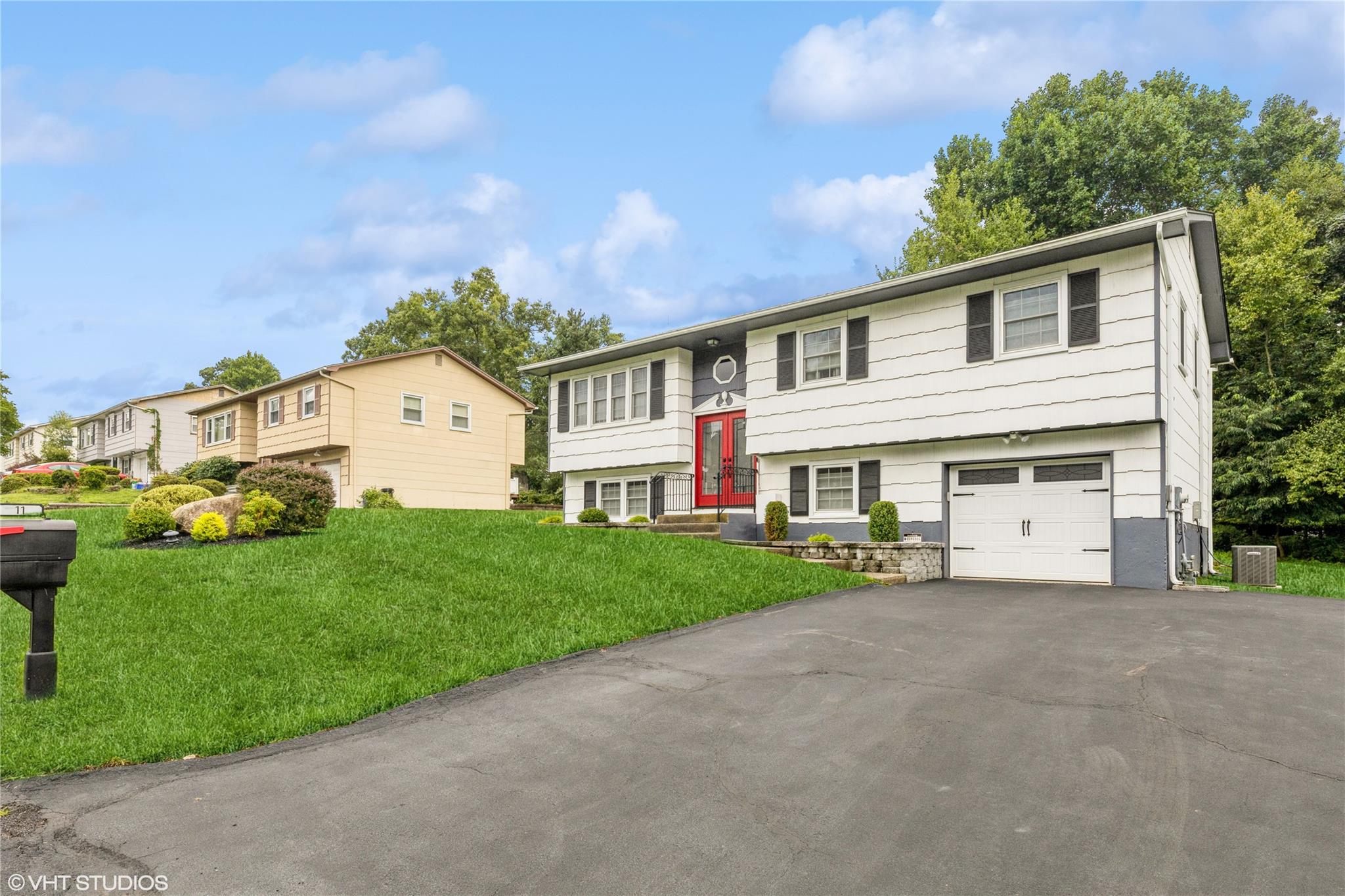 11 Sagamore Avenue, Suffern, New York image 38