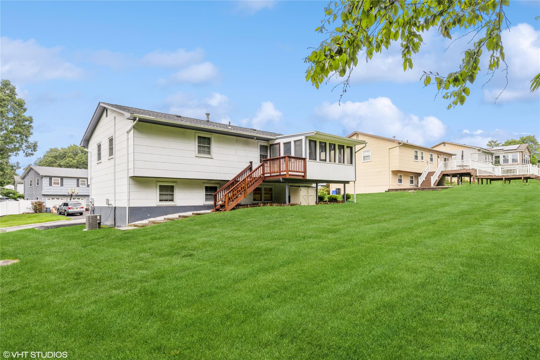 11 Sagamore Avenue, Suffern, New York image 40