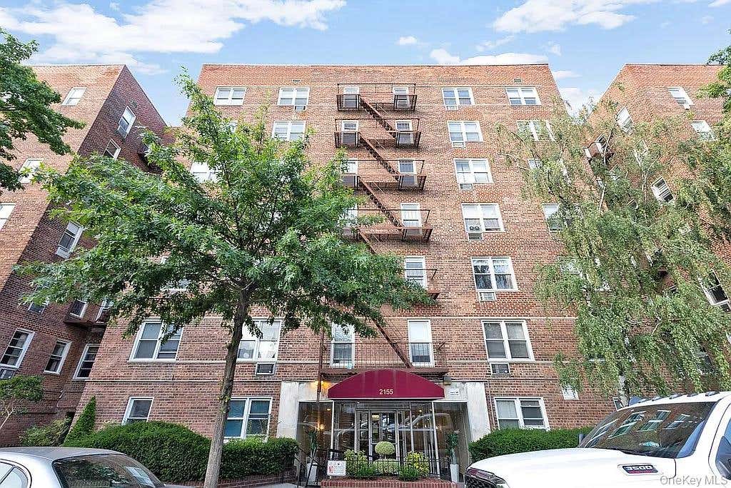 Photo of 2155 82nd Street #5G, Brooklyn, NY 11214 (MLS # 1042880)