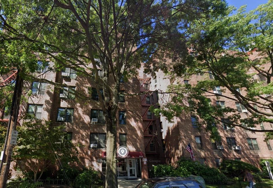 Property for Sale at Junction Boulevard 6V, Jackson Heights, Queens, NY - Bedrooms: 2 
Bathrooms: 2 
Rooms: 6  - $359,000