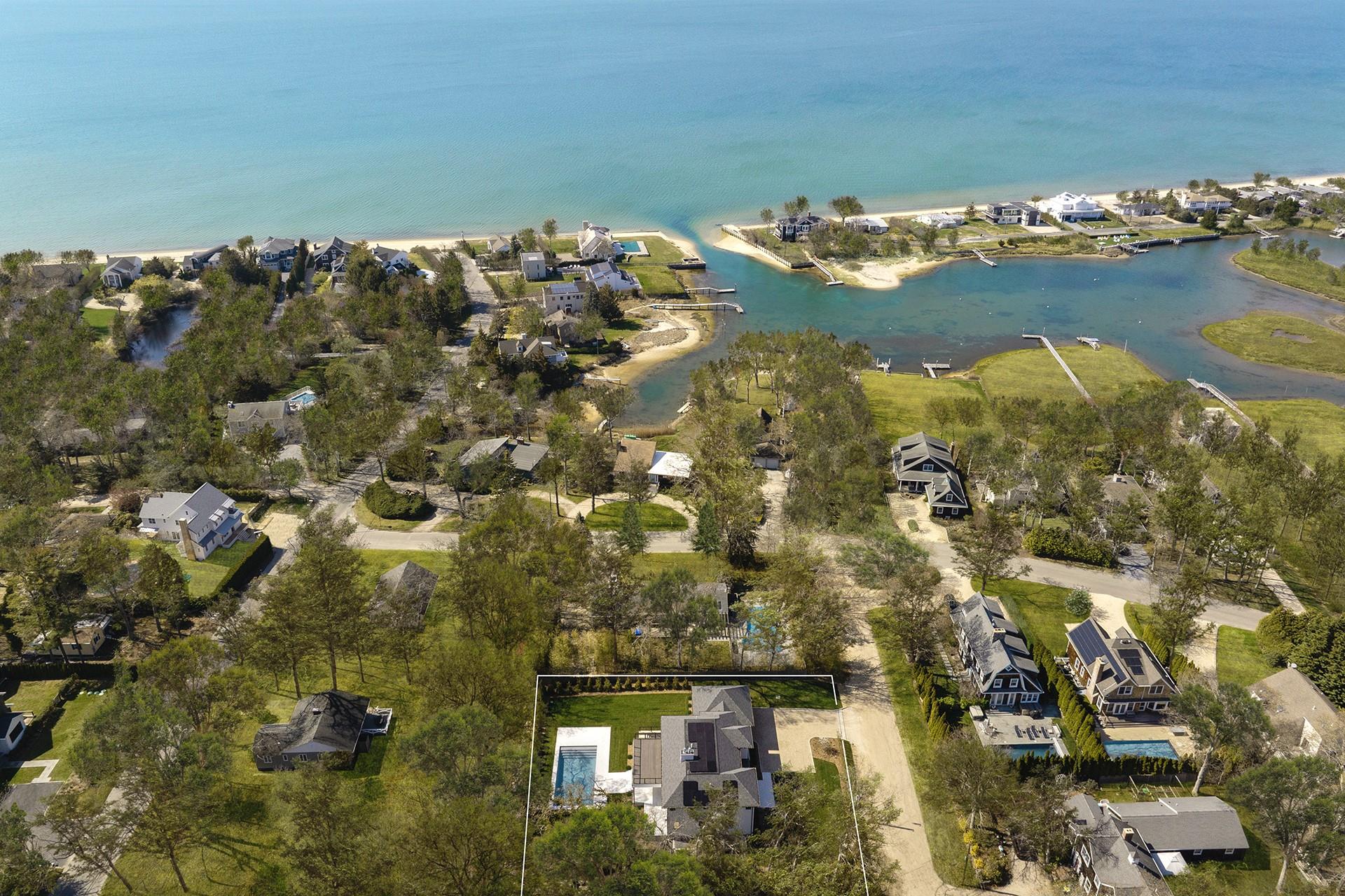 26 Pine Tree Road, Southampton, New York image 3