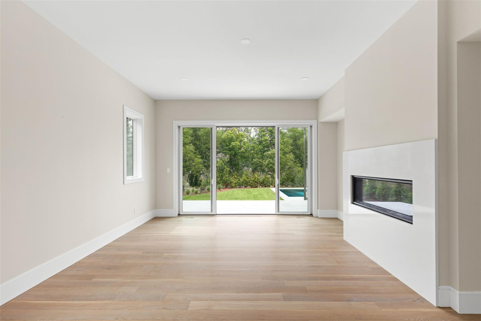 26 Pine Tree Road, Southampton, New York image 13