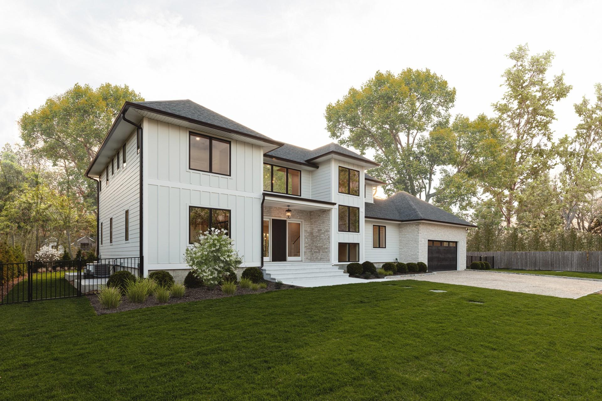 26 Pine Tree Road, Southampton, New York image 24