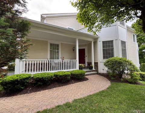 Photo of 19 Augusta Drive, Cortlandt Manor, NY 10567 (MLS # 893027) Photo of 19 Augusta Drive, Cortlandt Manor, NY 10567 (MLS # 893027)