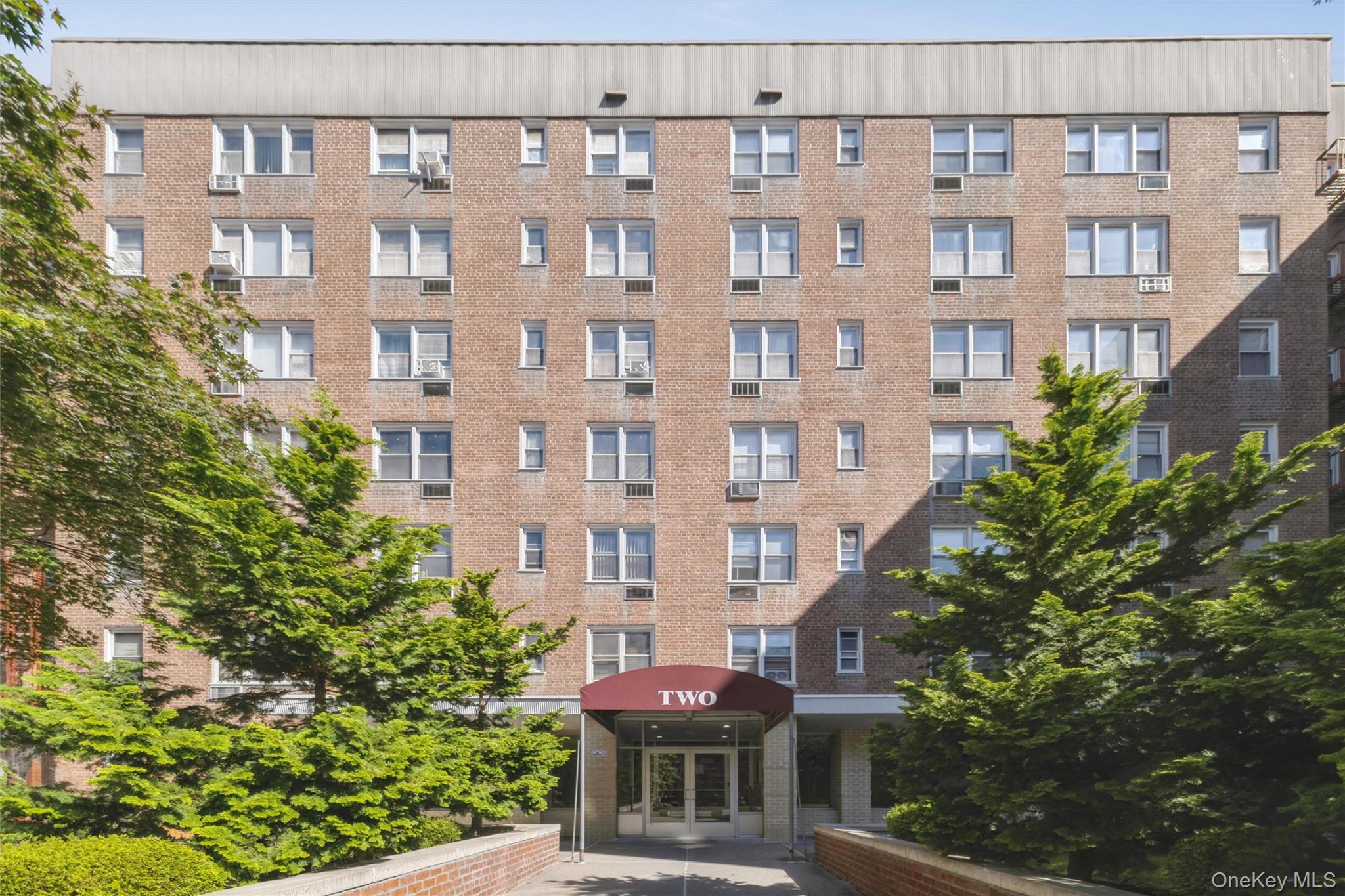 2 Sadore Lane #1E, Yonkers NY 10710