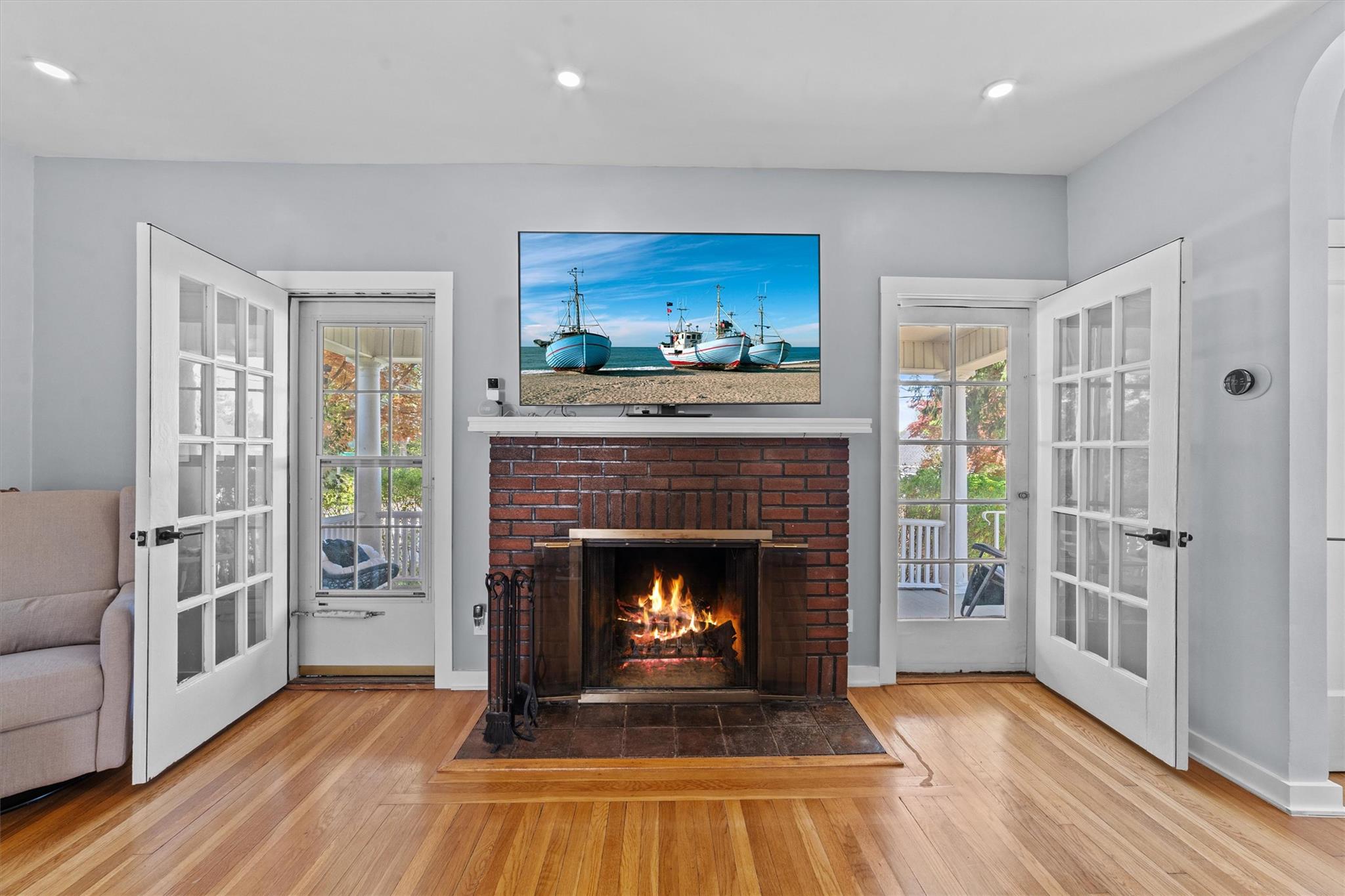 561 Ashford Avenue, Ardsley, New York image 3