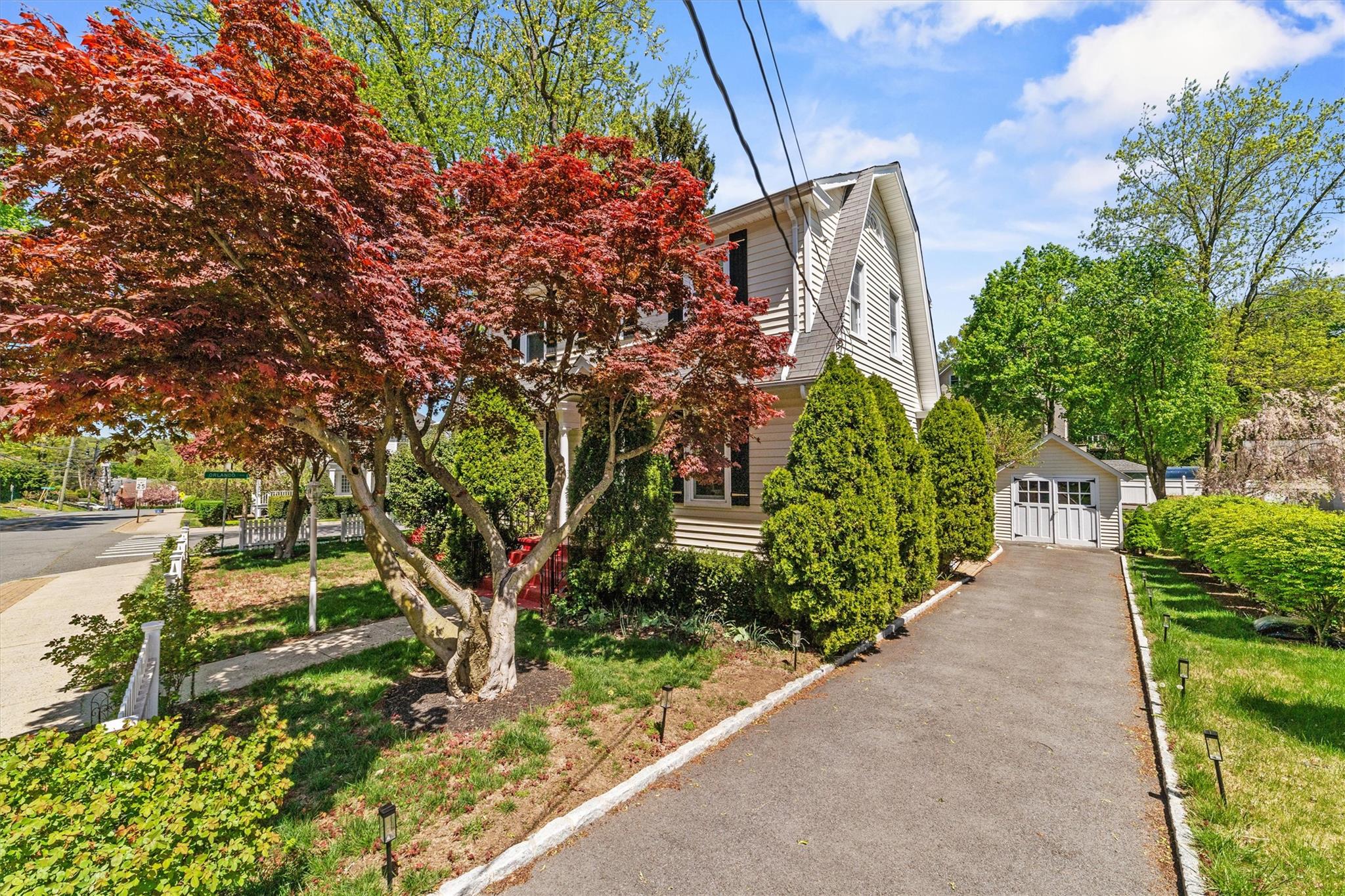 561 Ashford Avenue, Ardsley, New York image 20