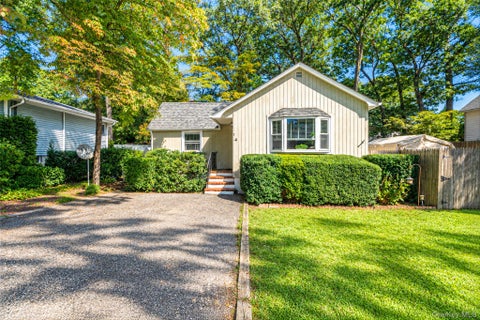 Photo of 7 Beacon Drive, Sound Beach, NY 11789 (MLS # 1049434)