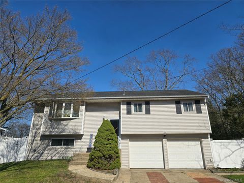 43 Newtown Avenue Selden NY 11784