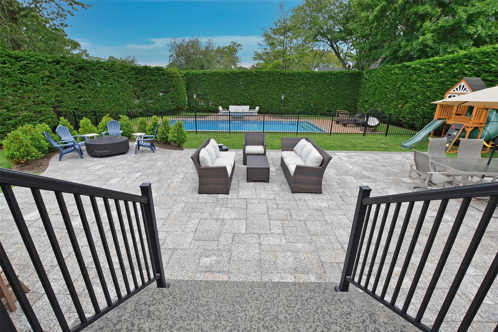 213 Glenwood Lane, Port Jefferson, New York image 33