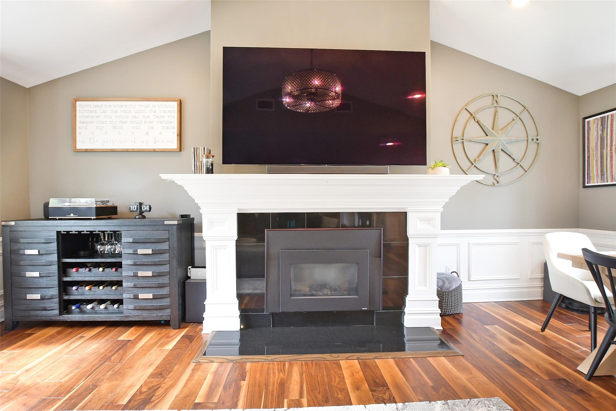 213 Glenwood Lane, Port Jefferson, New York image 9