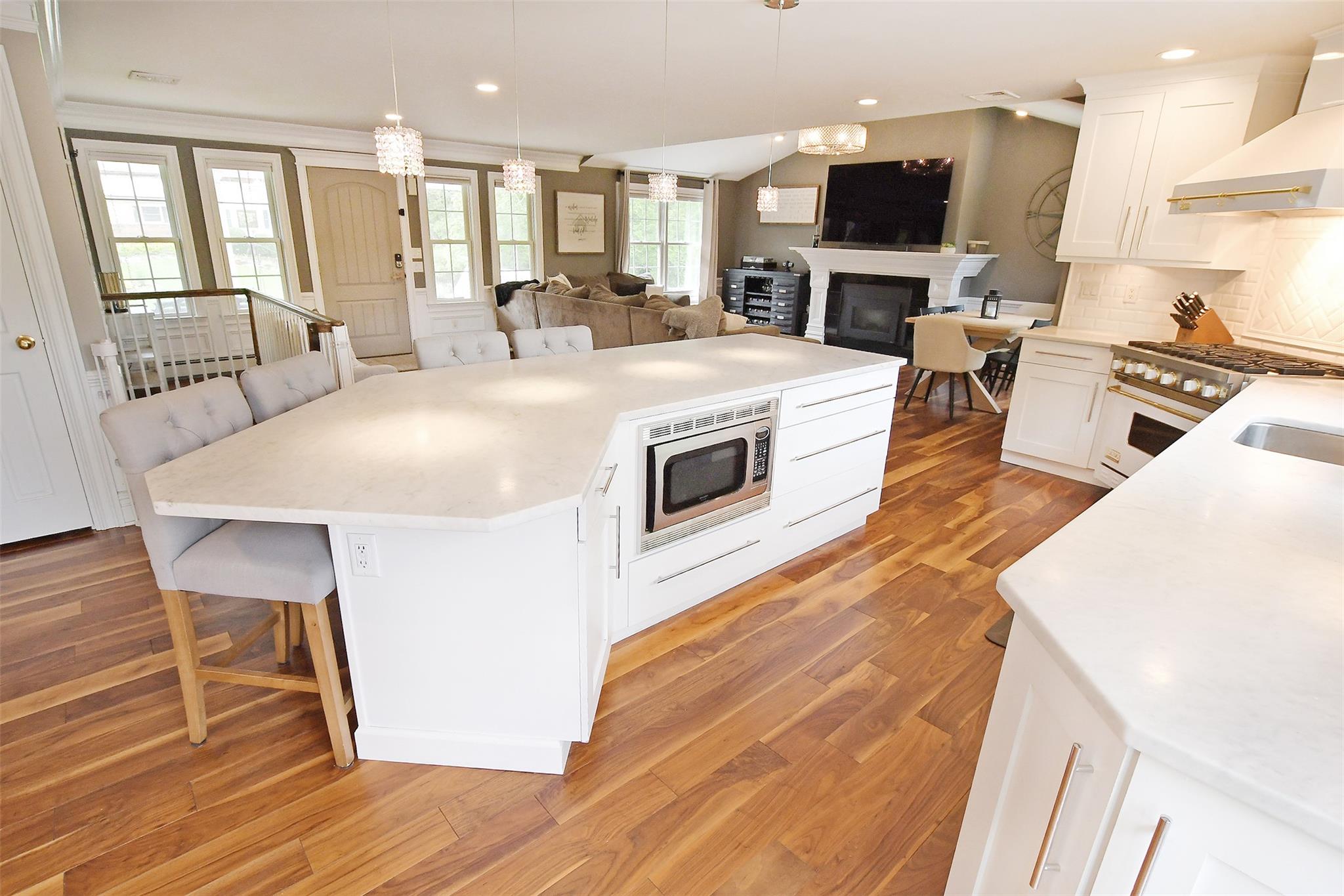 213 Glenwood Lane, Port Jefferson, New York image 18