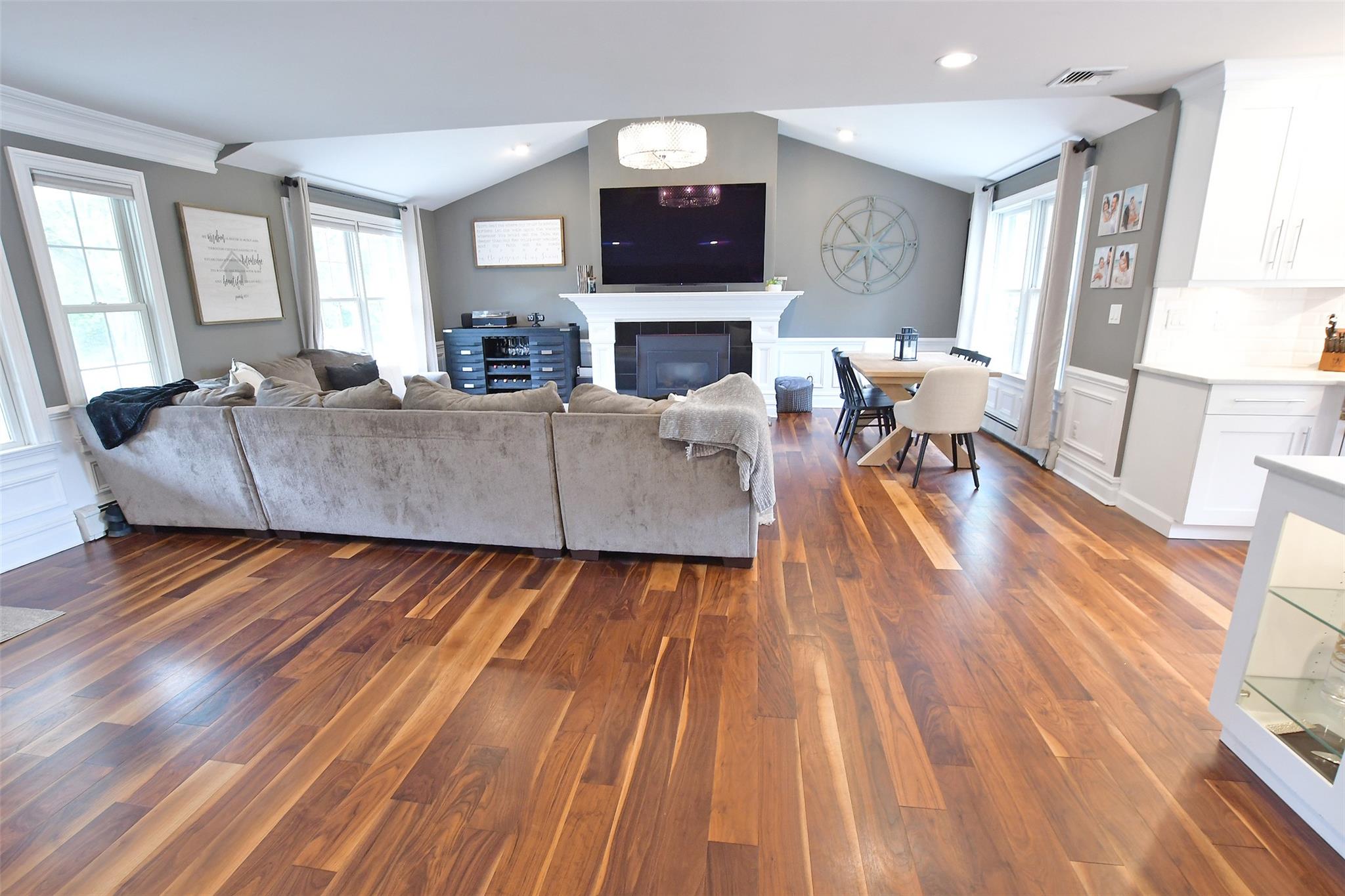 213 Glenwood Lane, Port Jefferson, New York image 32