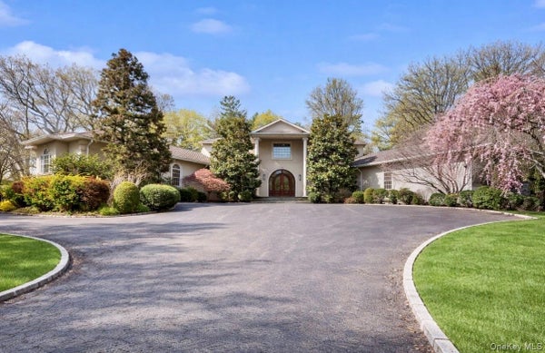406 DUCK POND RD, LOCUST VALLEY, NY 11560 - Image 12577fdb9370ab83a9a1207c8d974c8d/3713705385