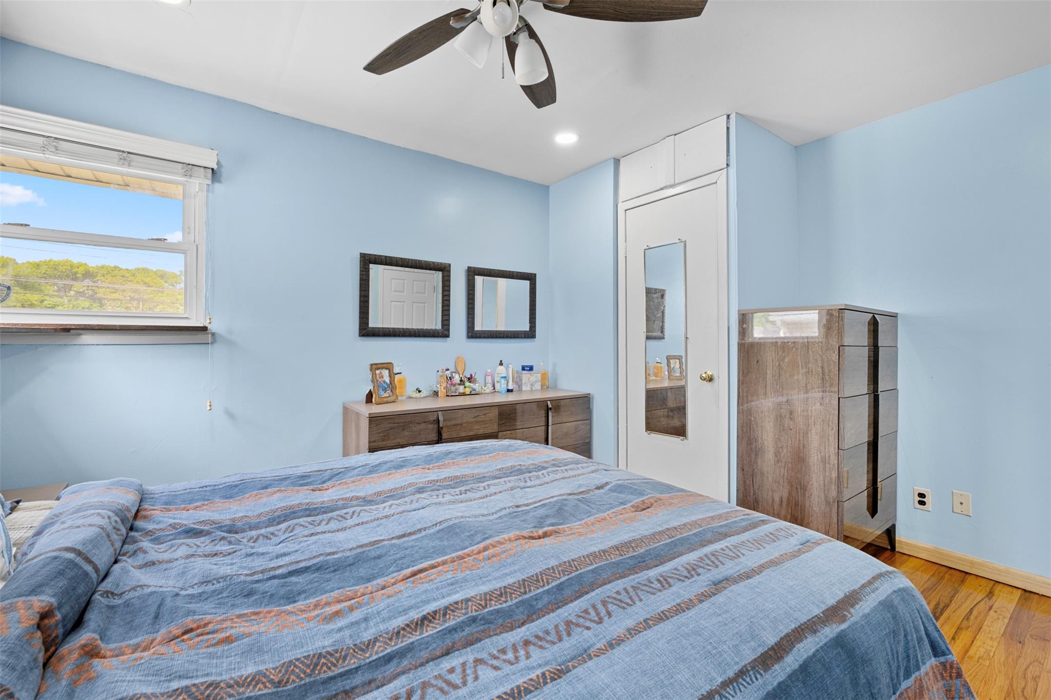 21 Westgate Road, Massapequa Park, New York image 24