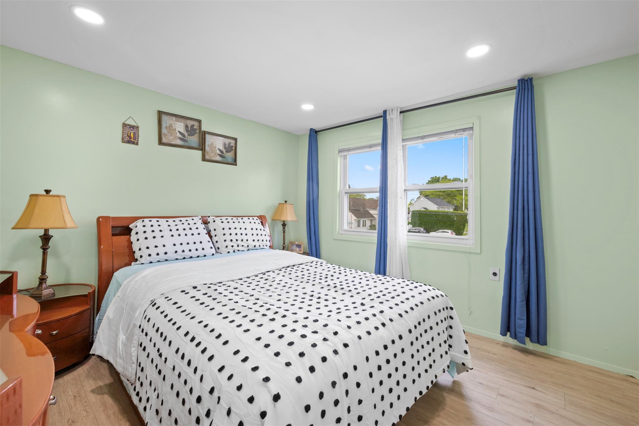 21 Westgate Road, Massapequa Park, New York image 18