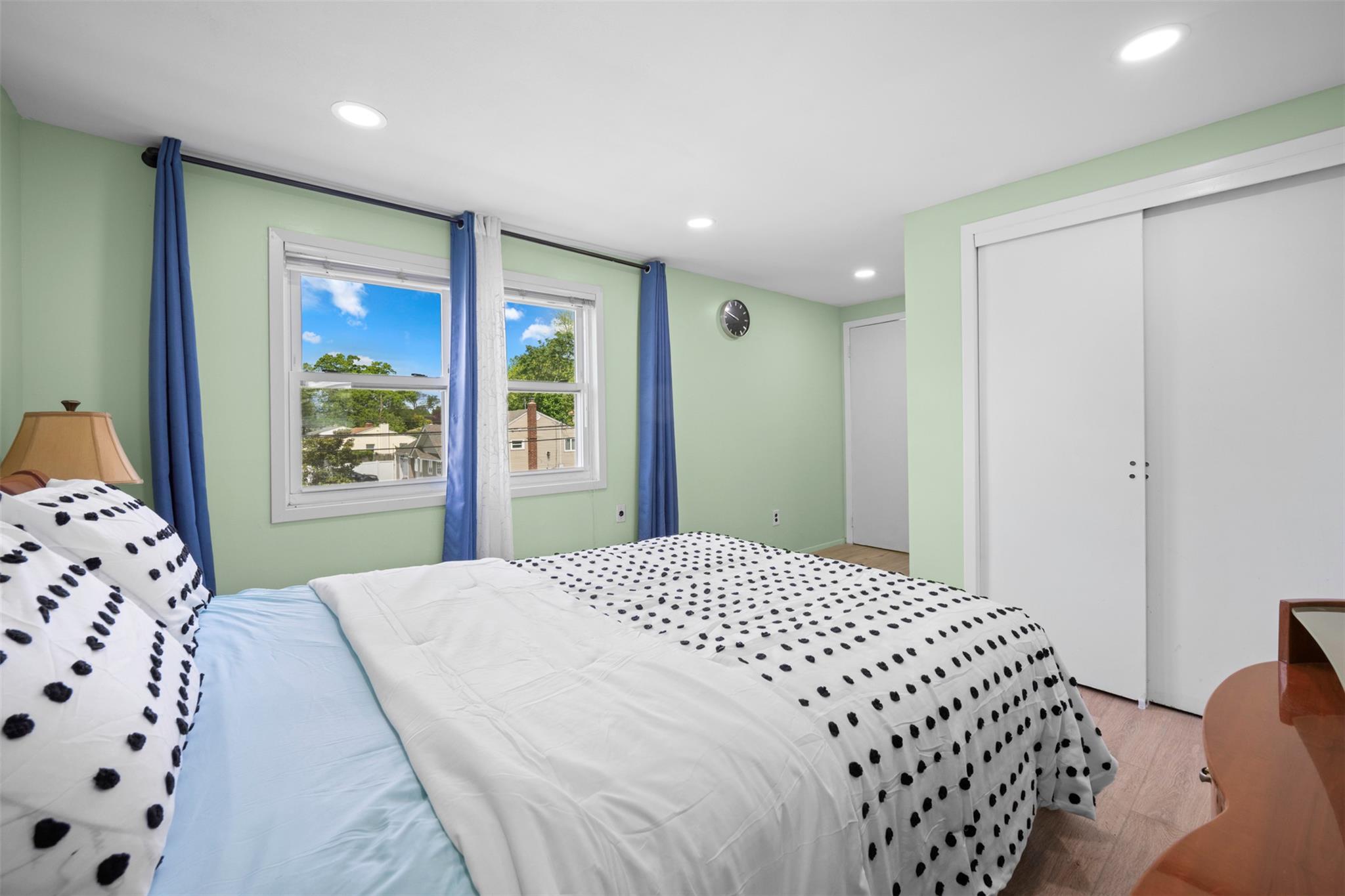 21 Westgate Road, Massapequa Park, New York image 17