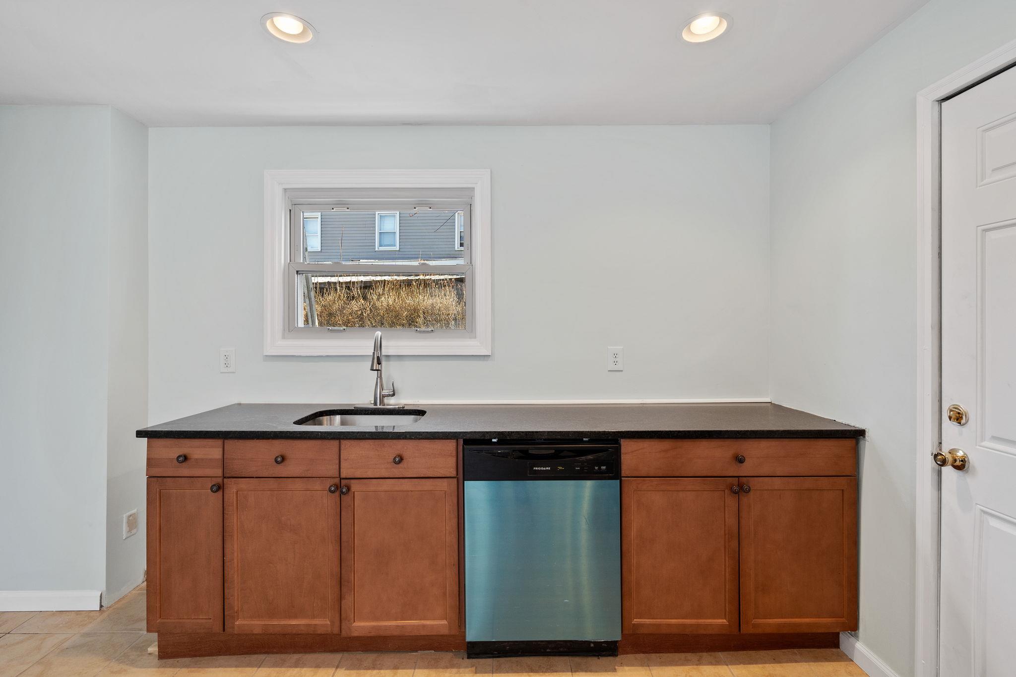 29 Thompson Street, Port Jervis, New York image 7