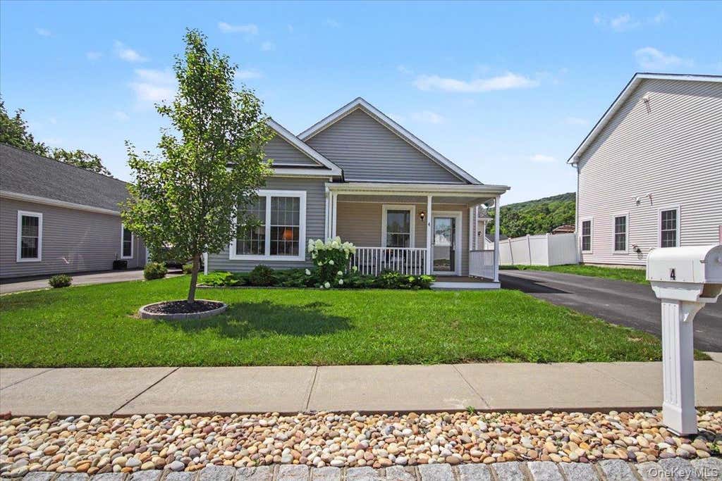 Photo of 4 Alex Court, Highland, NY 12528 (MLS # 1042078)