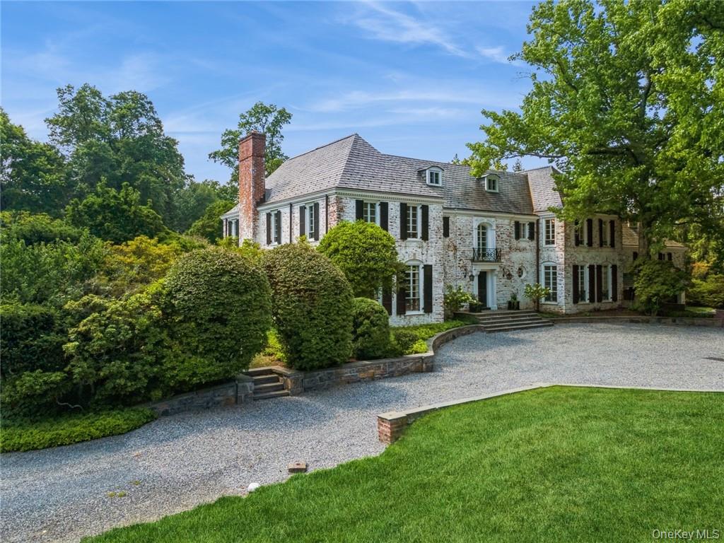 6 Loden Lane