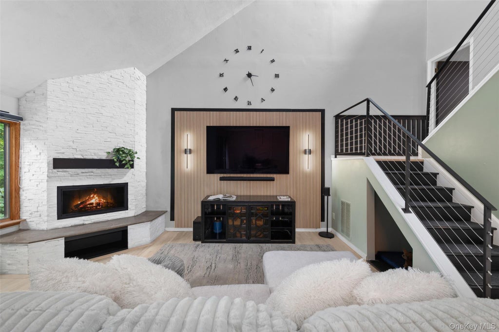 Photo of 9 Boulder Lane, Goldens Bridge, NY 10526 (MLS # 1049328)