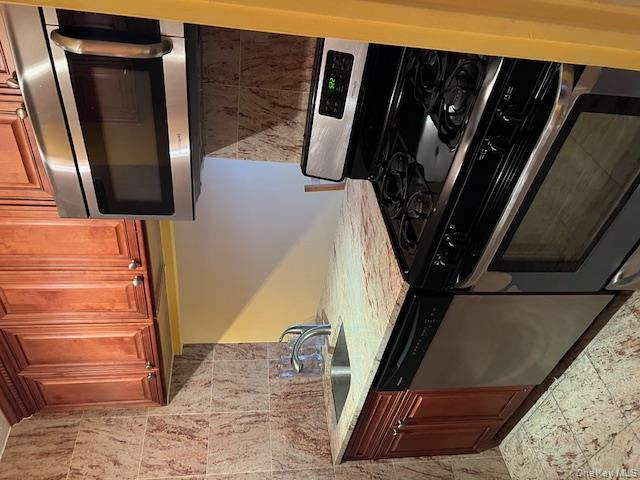 4140 Union Street 18J