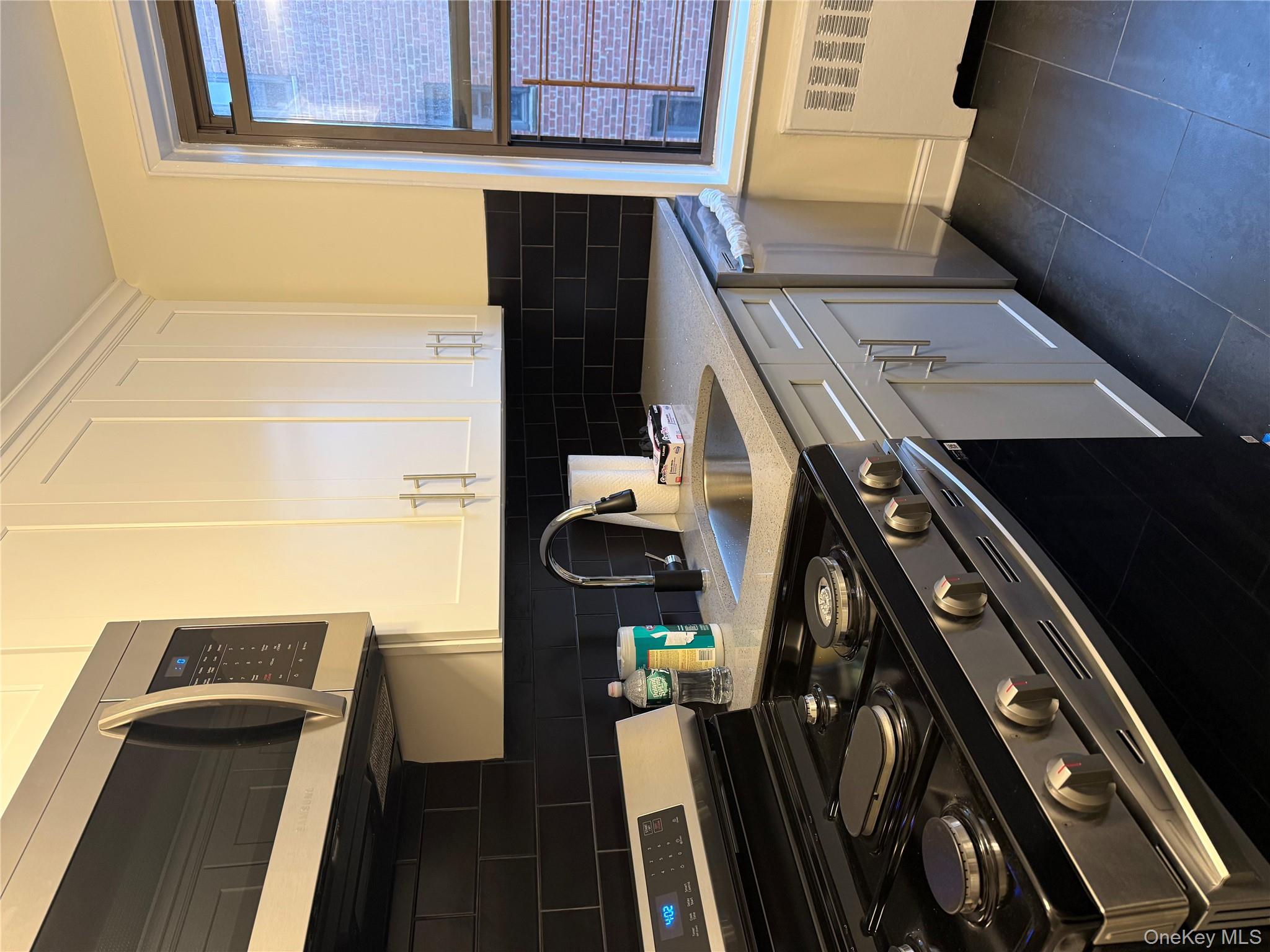 555 McLean Avenue 5A