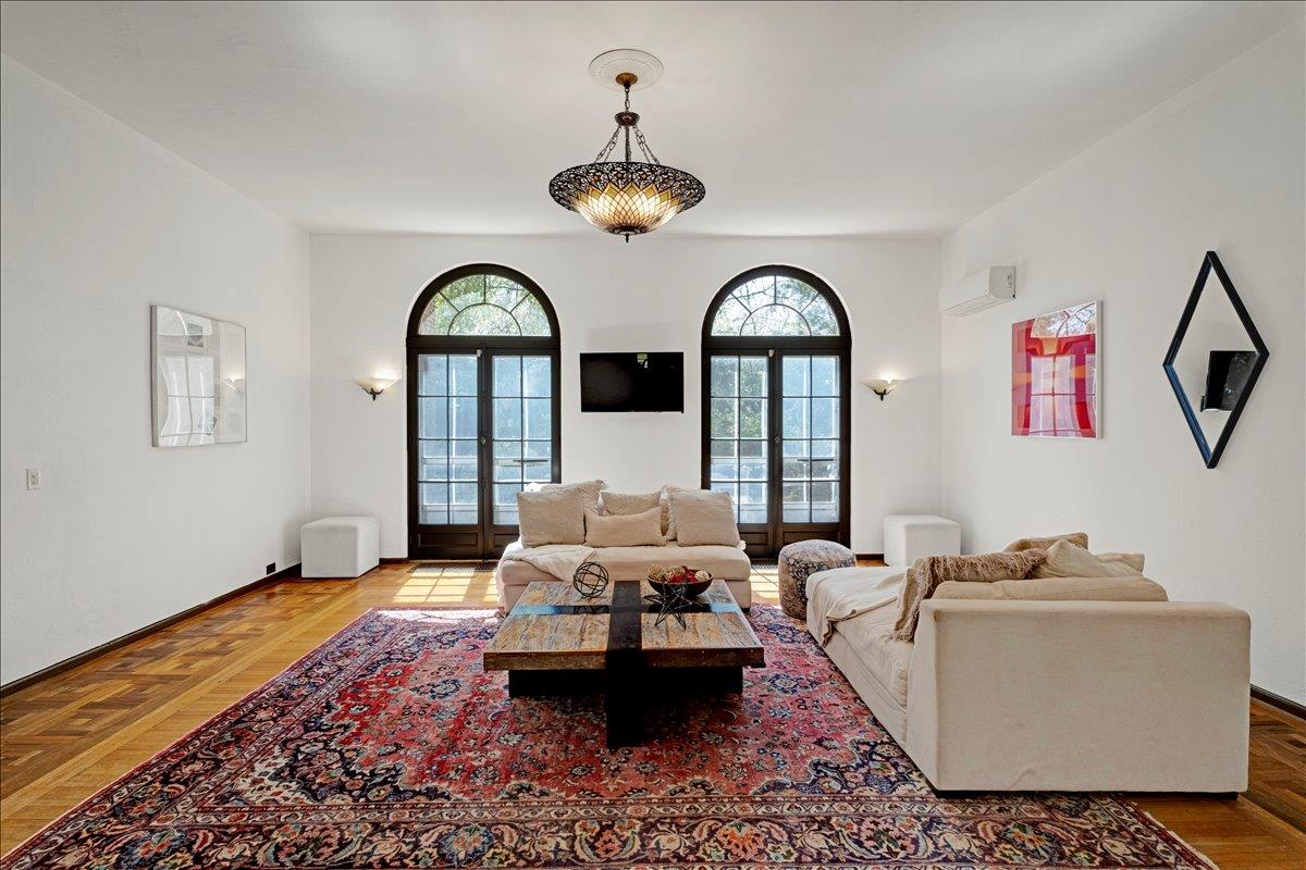 376 Beechmont Drive, New Rochelle, New York image 7