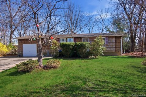Homes For Sale - 30 Lodge Lane<br/> East Setauket, NY 11733