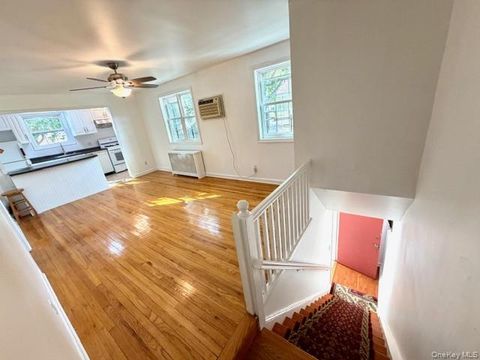 Condo For Sale - 65-26B 223 Place #2<br/> Bayside, NY 11364