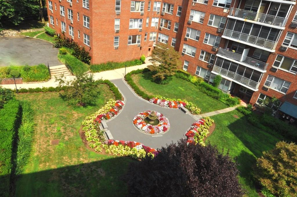 Eastchester, New York 10583, United States, 1 Bedroom Bedrooms, ,1 BathroomBathrooms,Residential,Active,94645