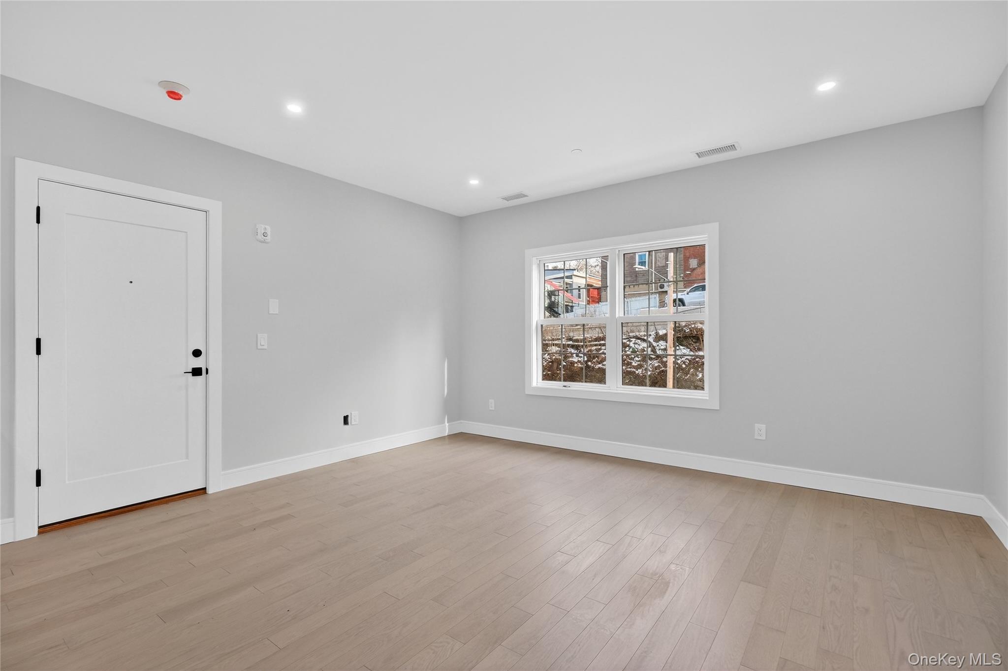 Wappingers Falls, New York 12590, United States, 2 Bedrooms Bedrooms, ,2 BathroomsBathrooms,Residential,Active,254556