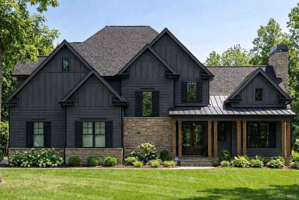 Photo of 26 Gentry Bend, Poughkeepsie, NY 12603 (MLS # 986637)